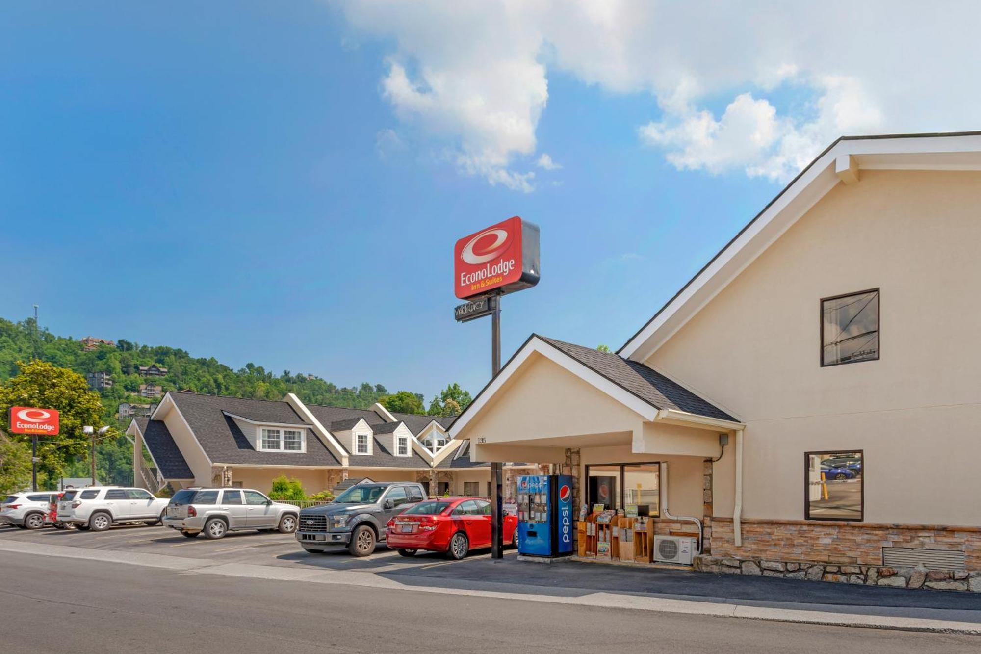 Hotel Econo & At The Convention Center Gatlinburg