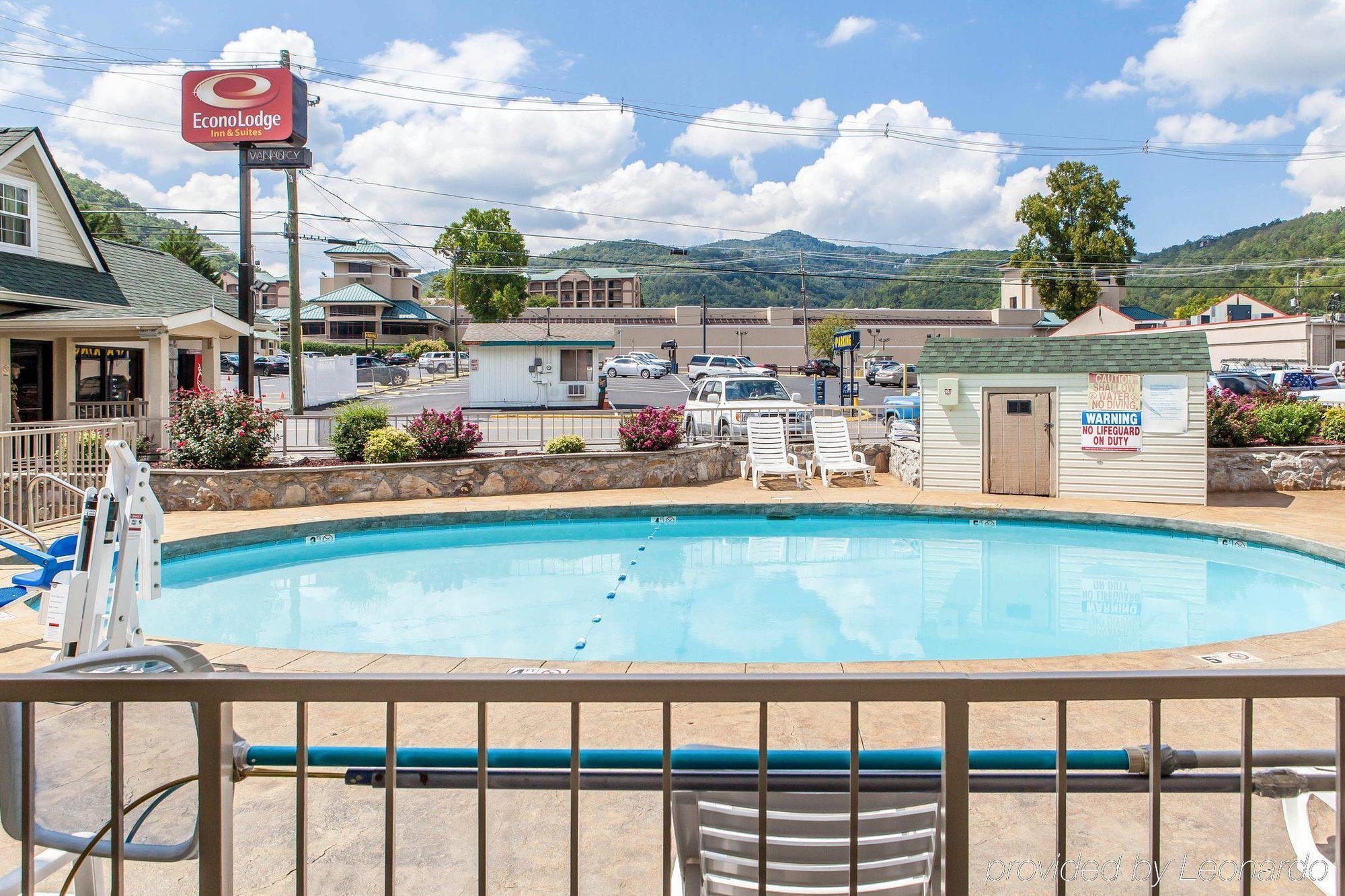 Econo & At The Convention Center Hotel Gatlinburg