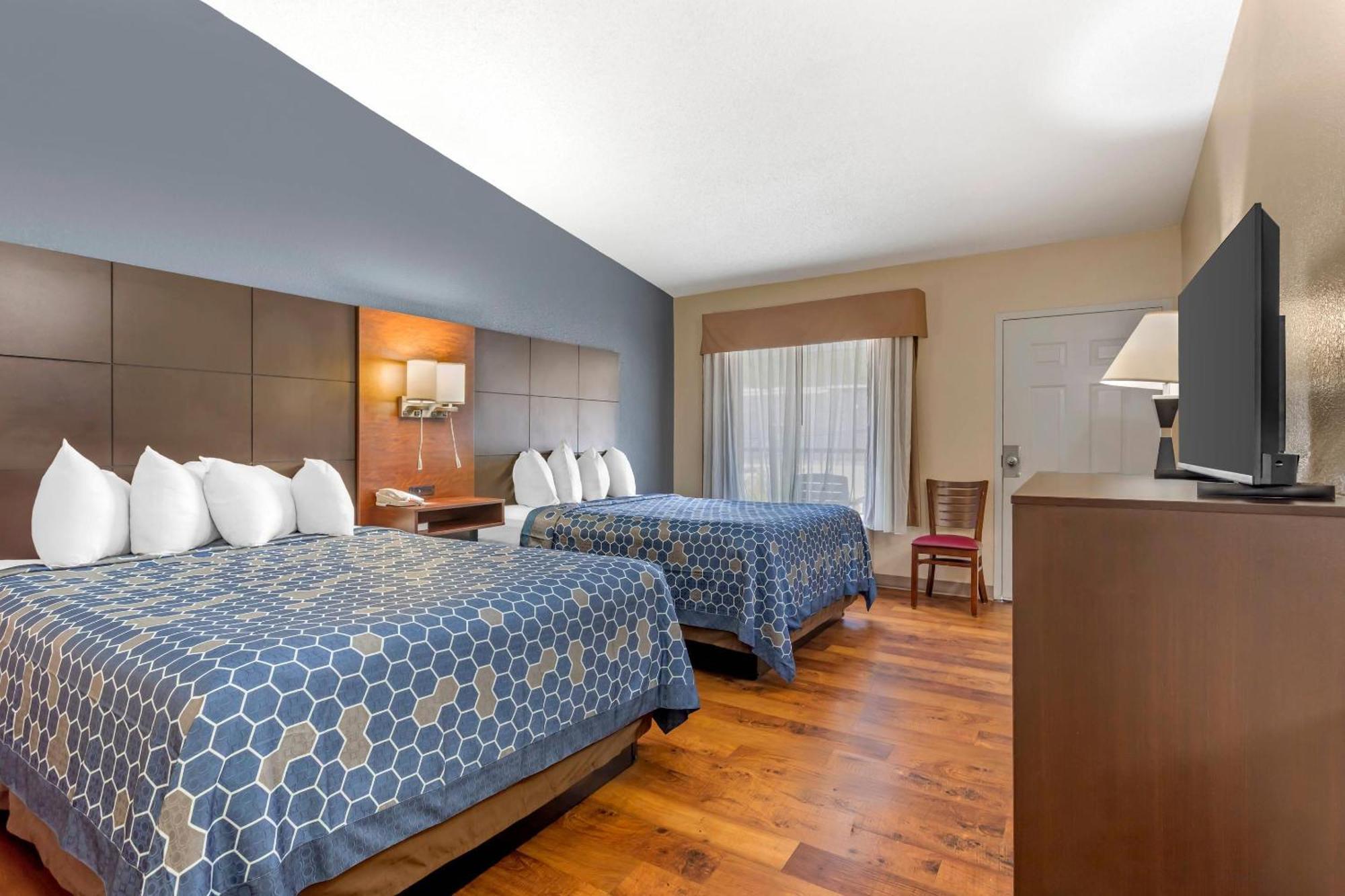 Hotel Econo & At The Convention Center Gatlinburg