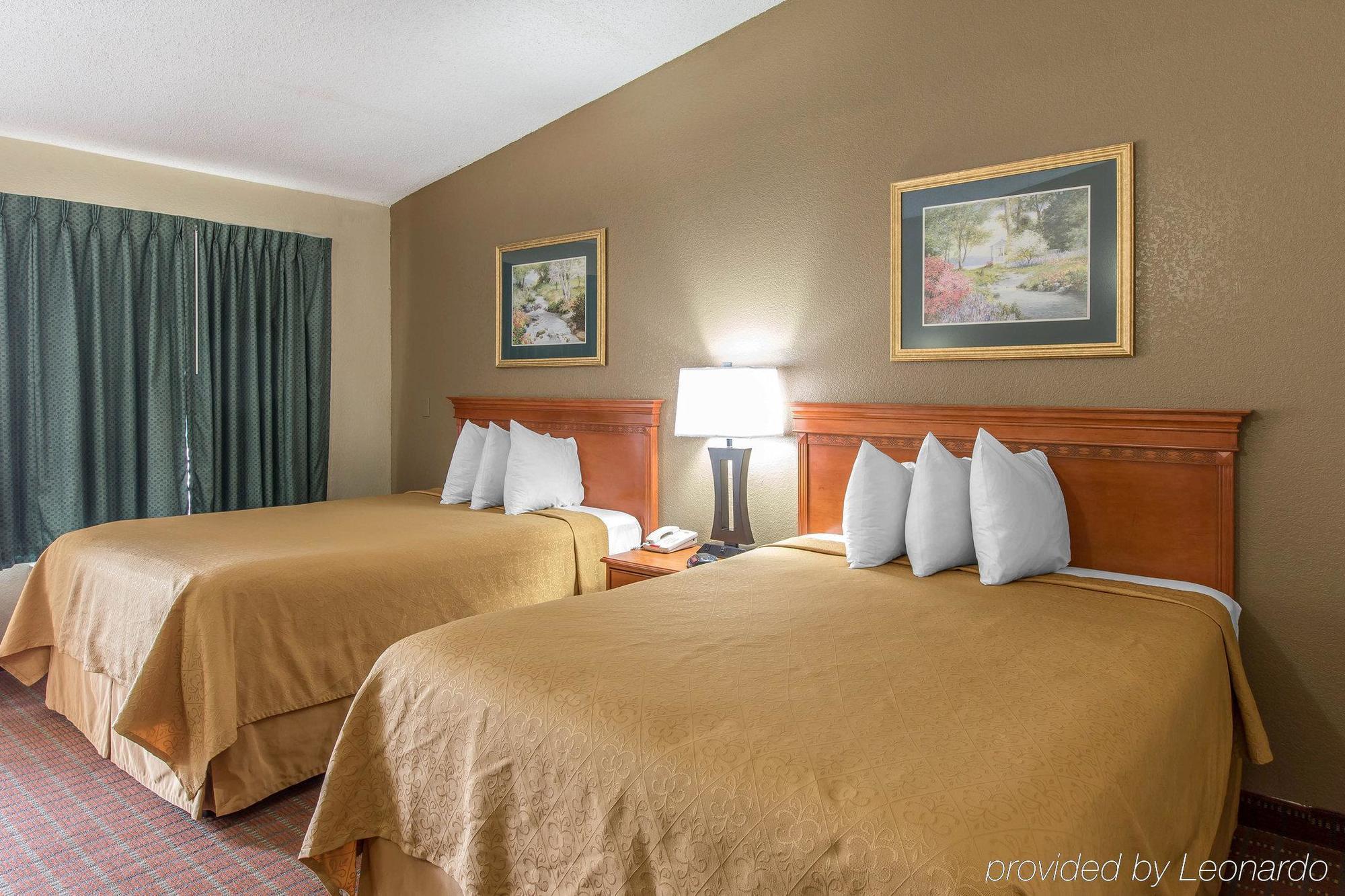 Hotel Econo & At The Convention Center Gatlinburg