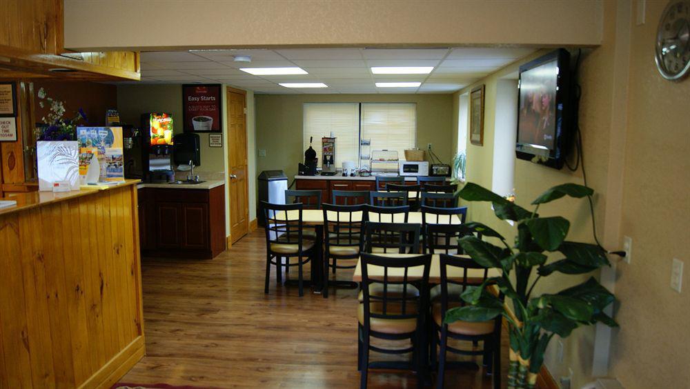 Econo & At The Convention Center Gatlinburg